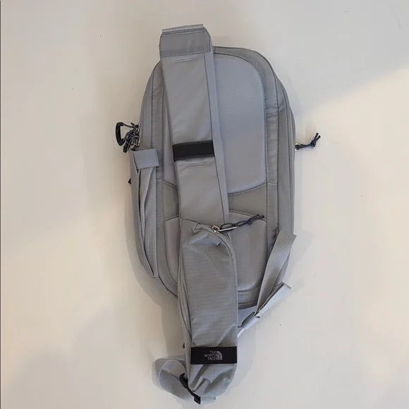 NWT The North Face Borealis Gray Sling Bag- Versatile Everyday Carry 
Mini Bag - Picture 2 of 3